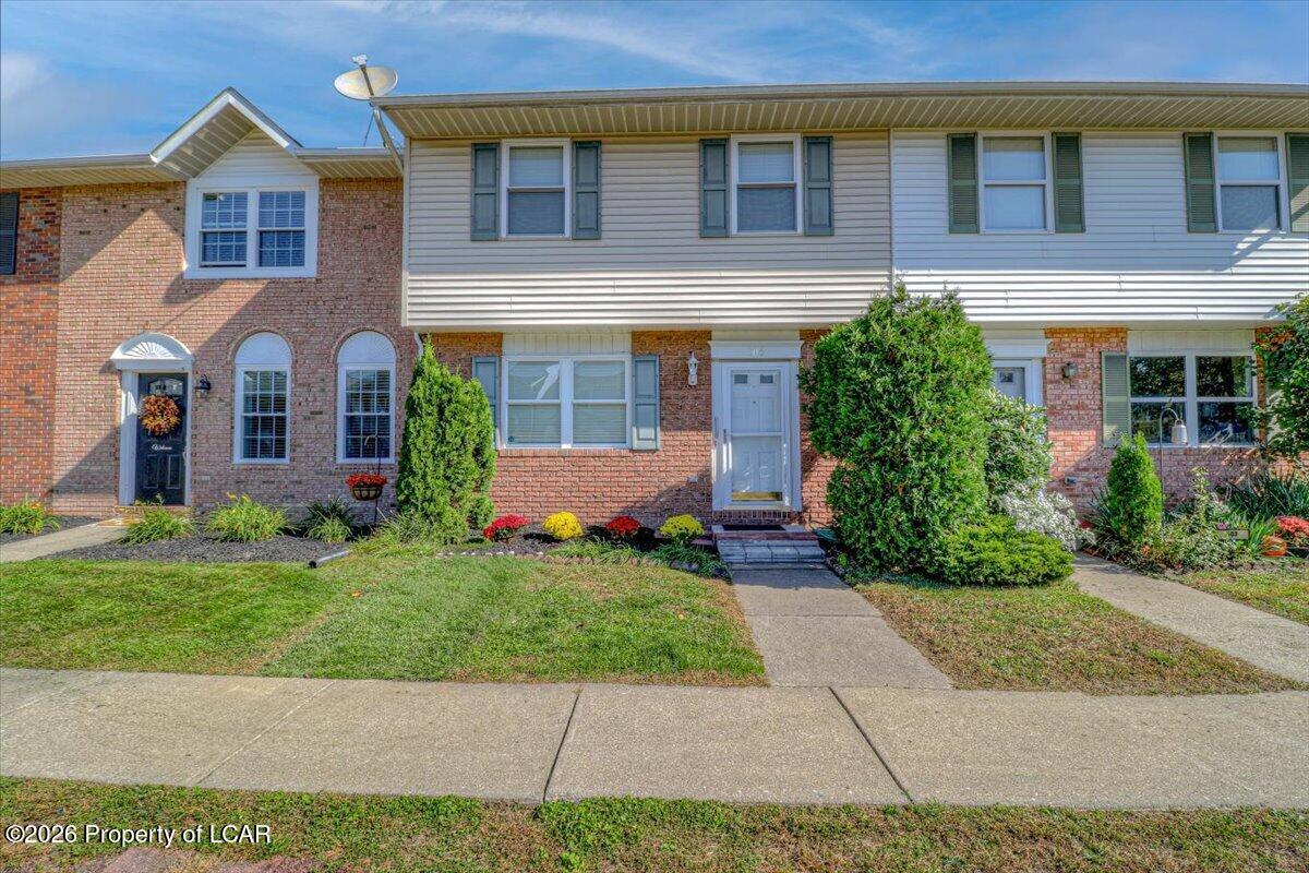 105 Aster Court — photo