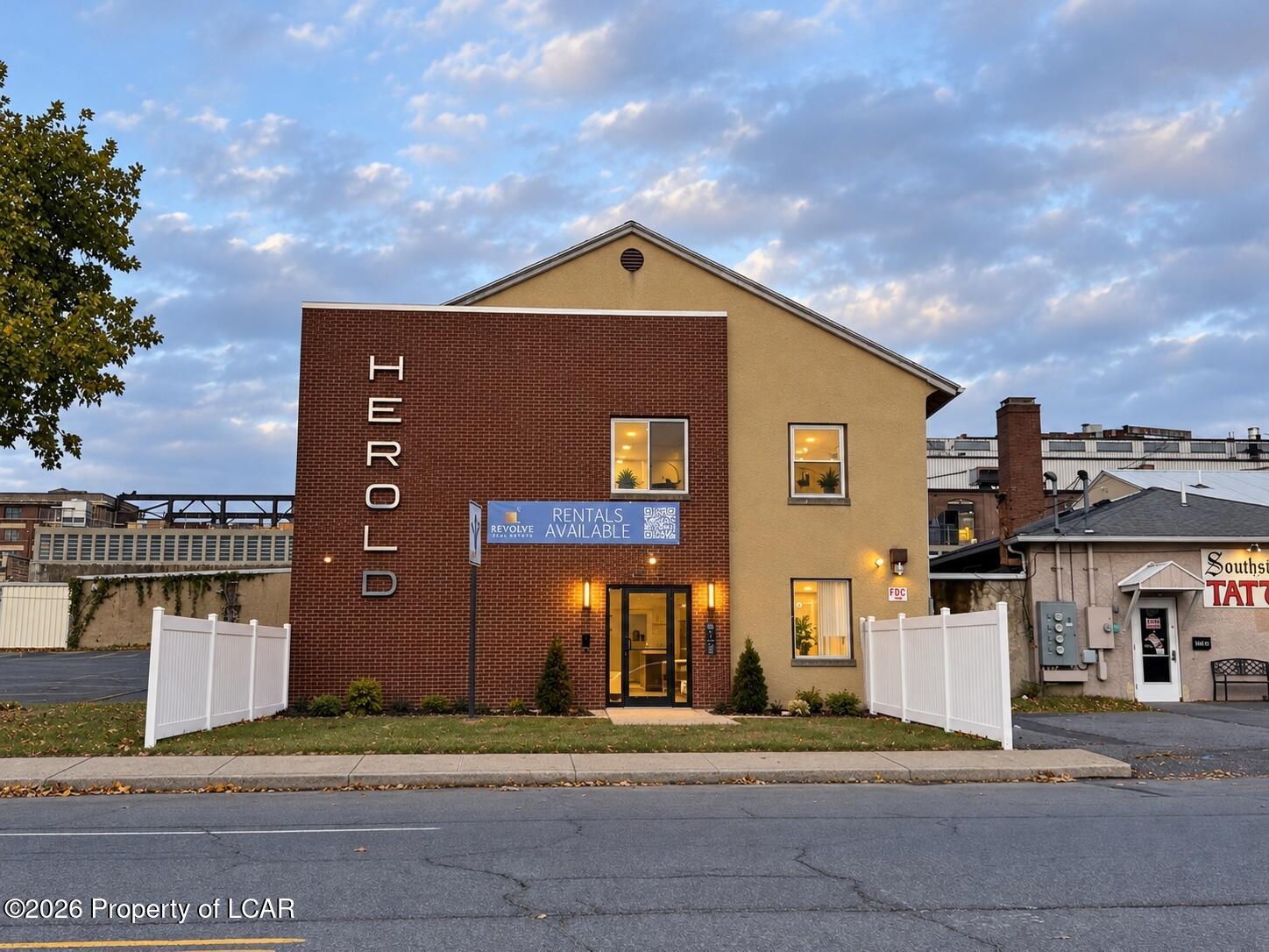 215 Hickory Street Unit 10 — photo