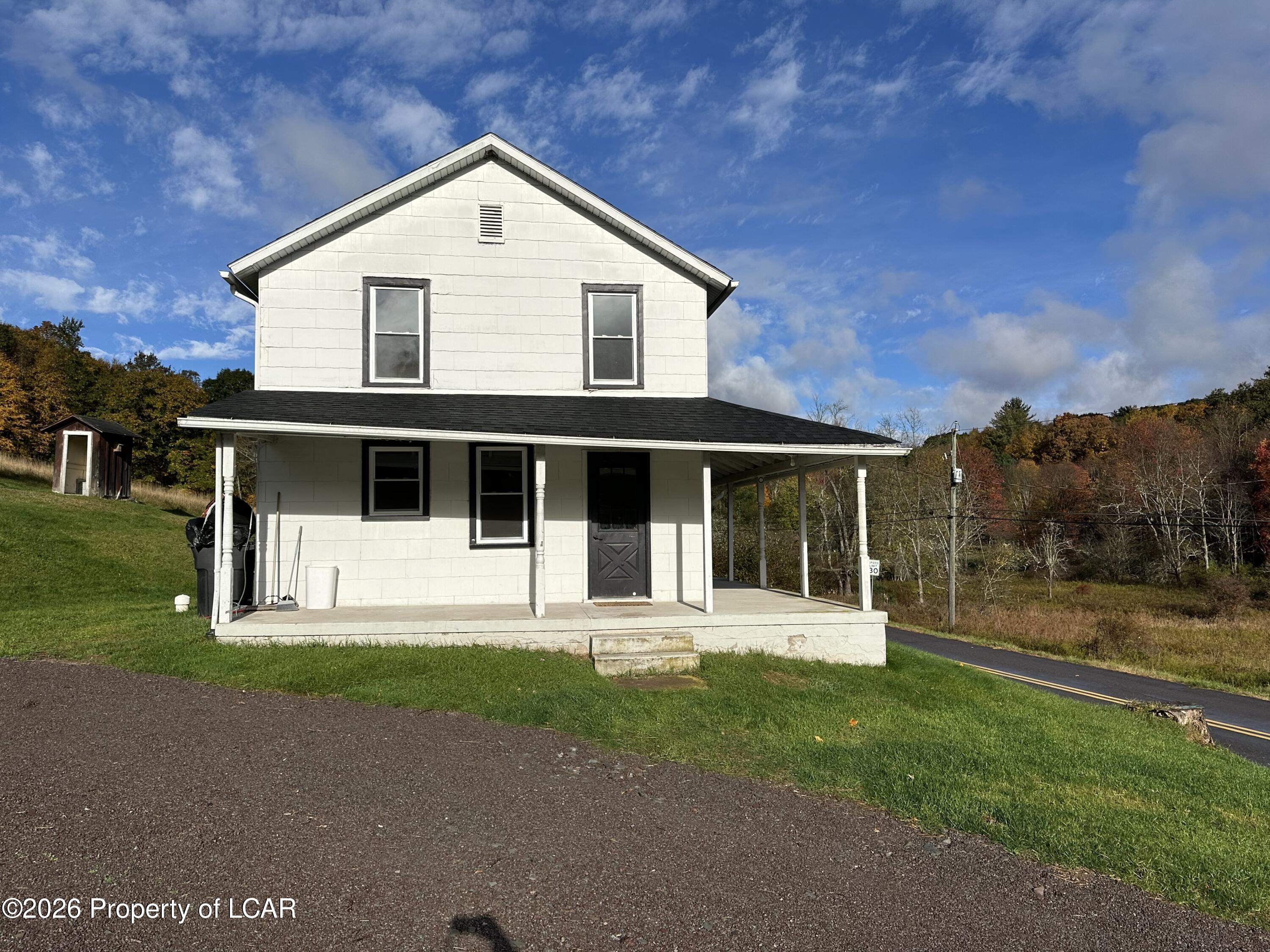 204 Pine Tree Road — photo