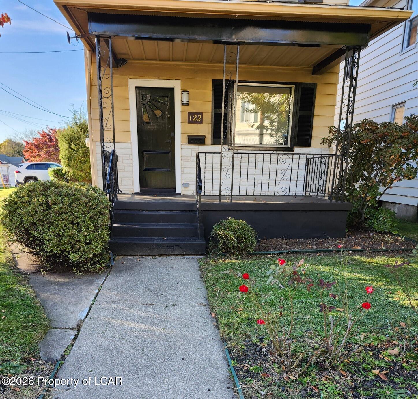 122 Searle Street — photo