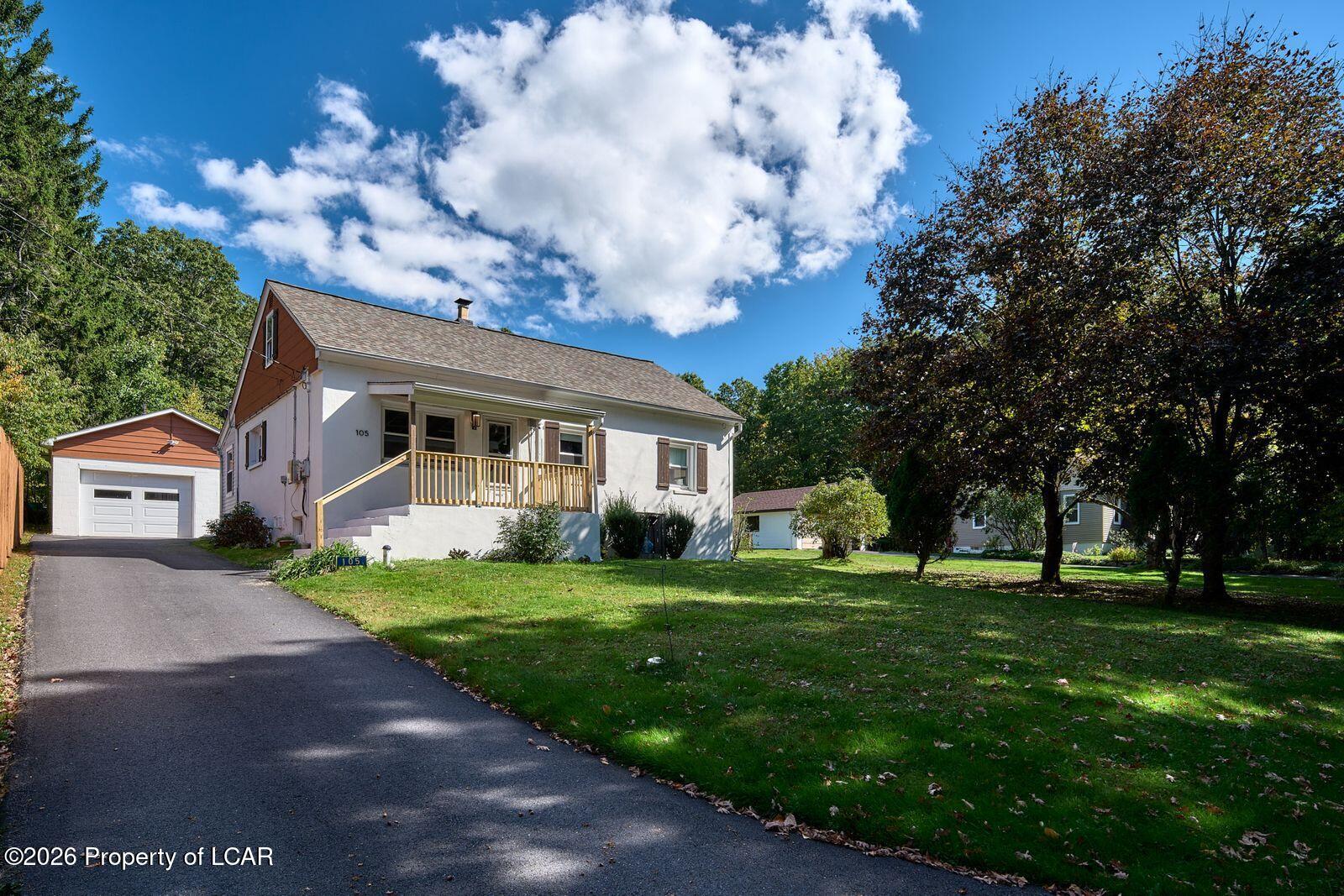 105 Tim Drive — photo