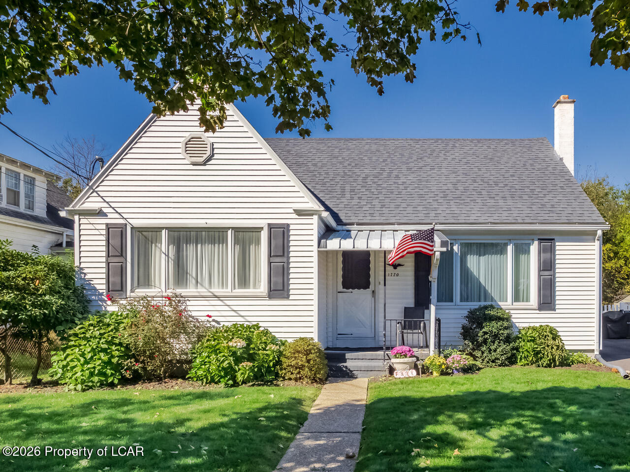1770 Murray Street — photo