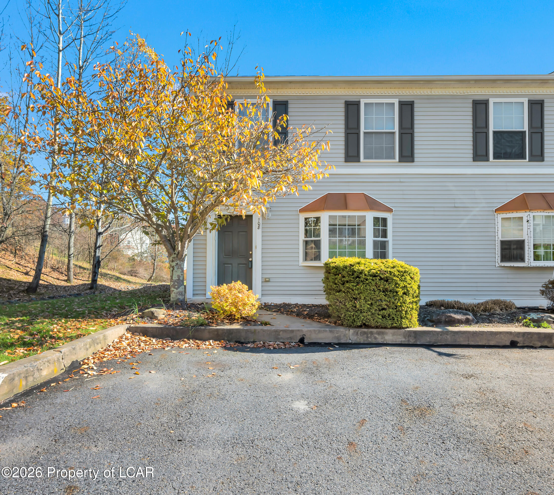 108 Patriot Circle — photo