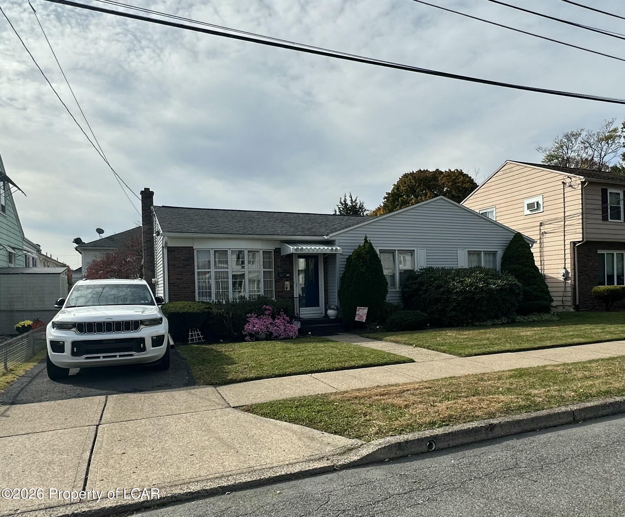 108 Miner Street — photo
