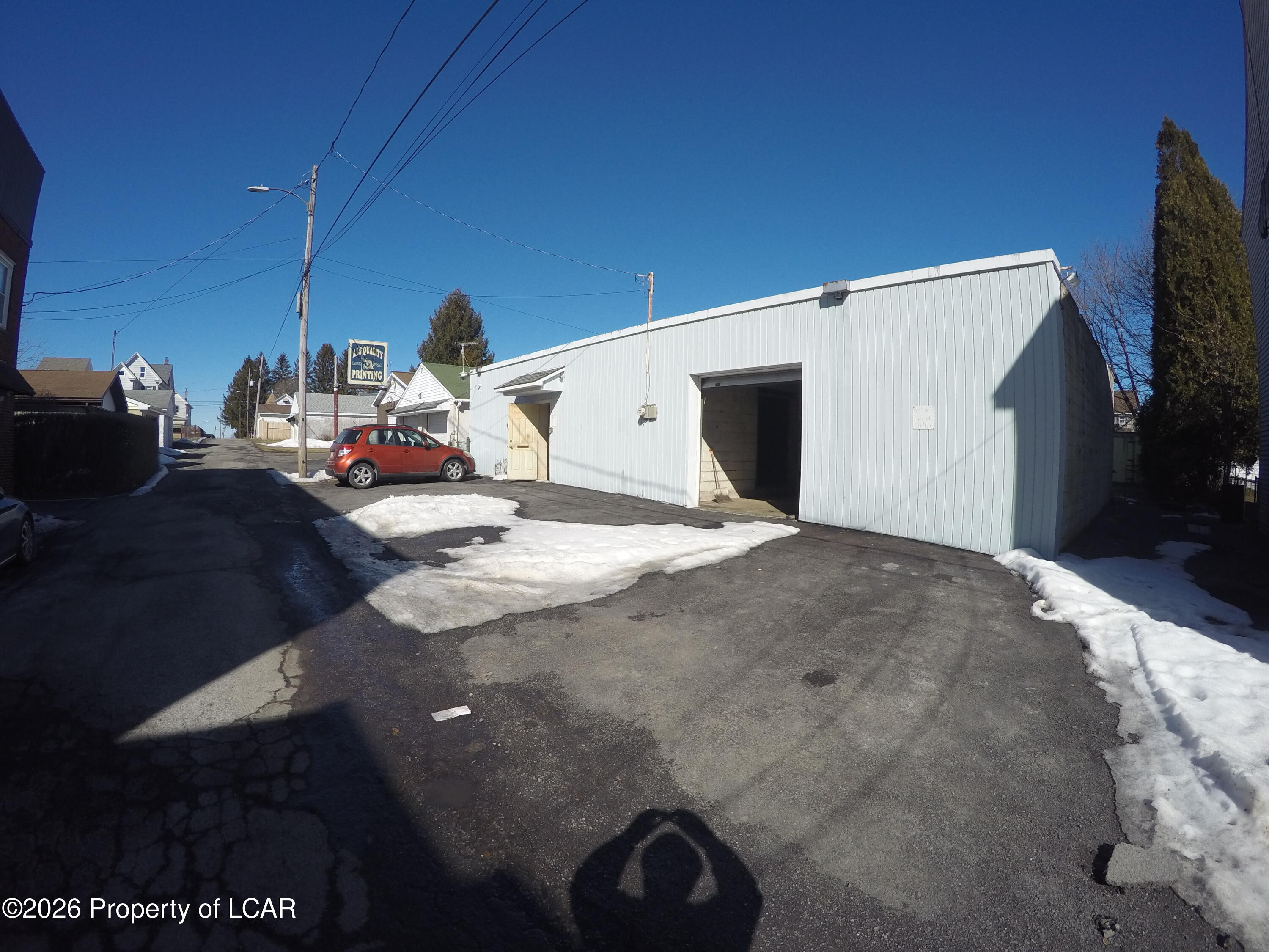 902 N Penn Court — photo