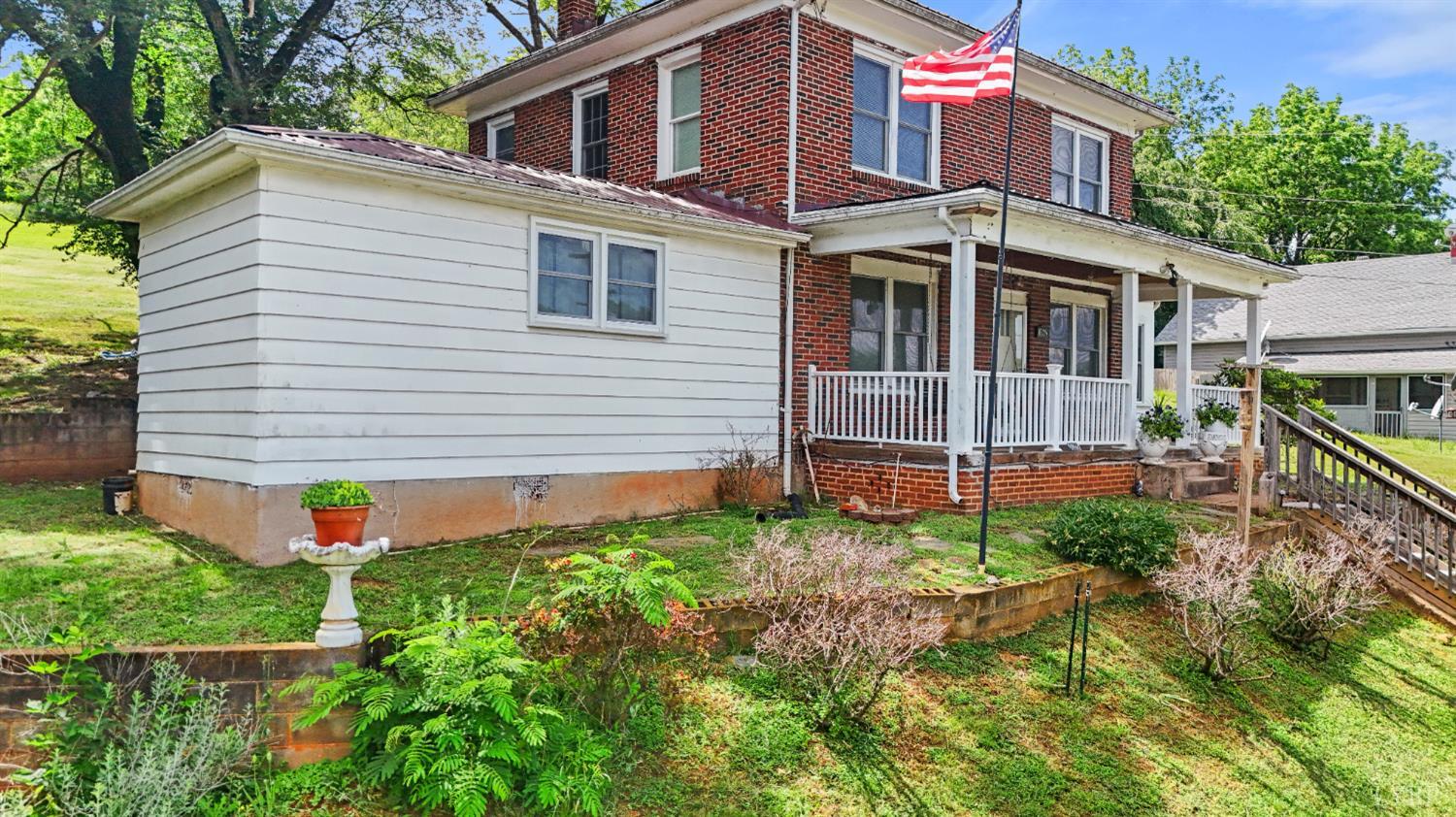 10662 Lee Jackson Hwy. — photo