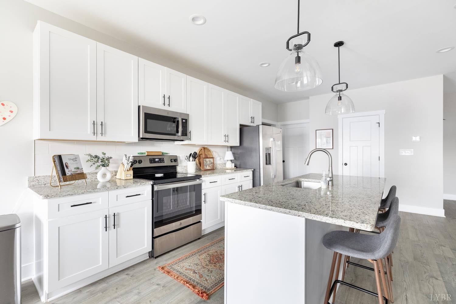 1301 Stoney Ridge Blvd #208 — photo