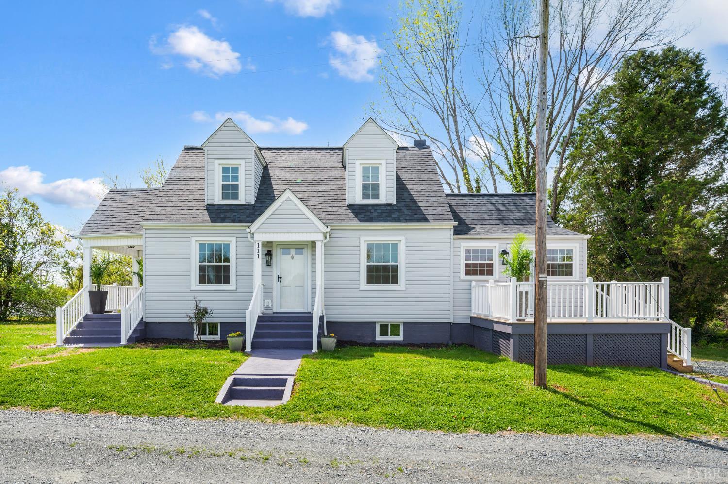 111 Golf Drive — photo