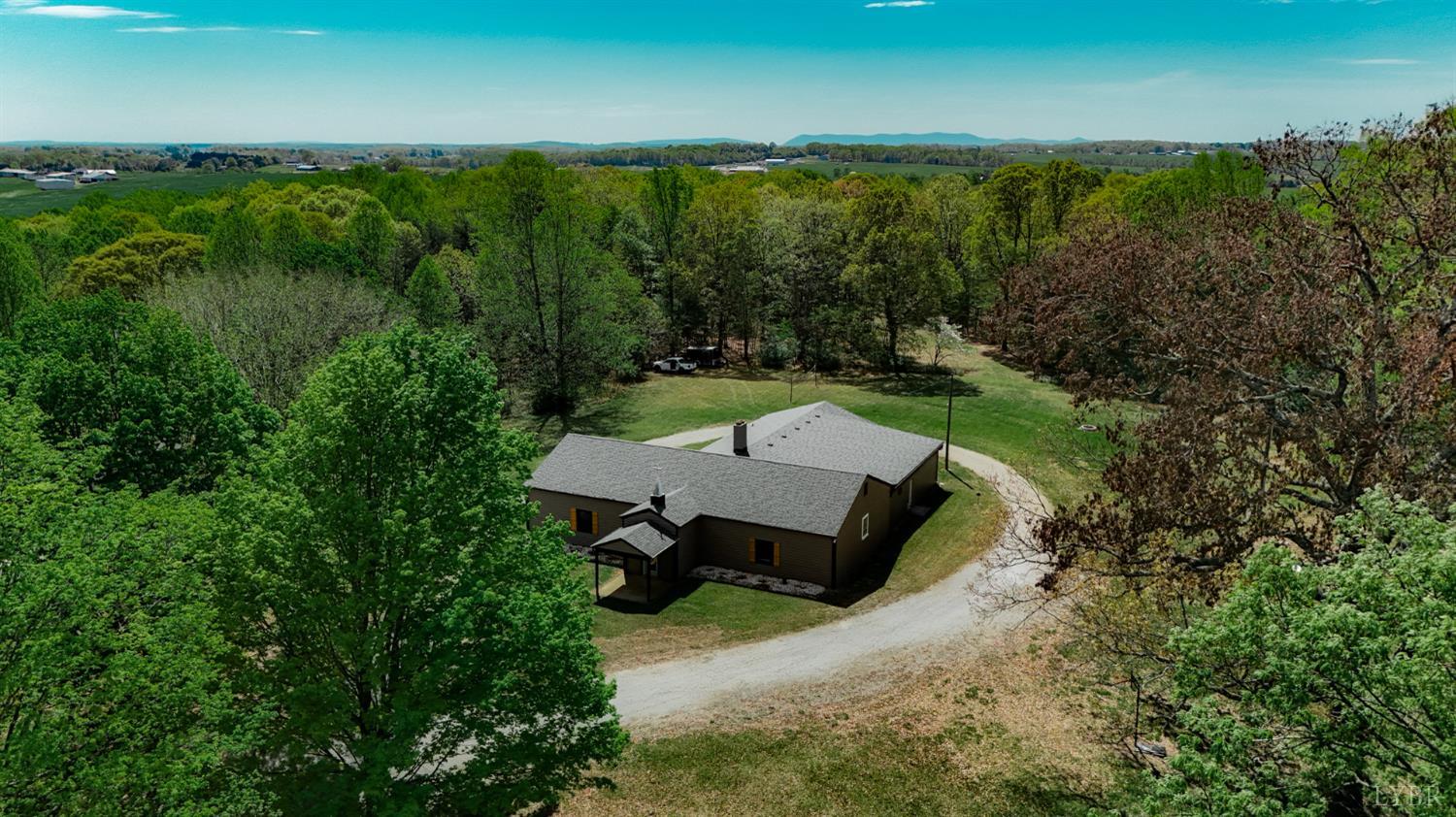 2554 Sandy Level Road — photo