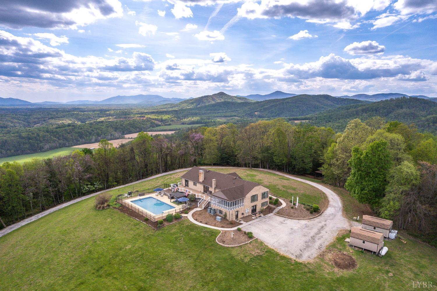 355 Dyson Road — photo