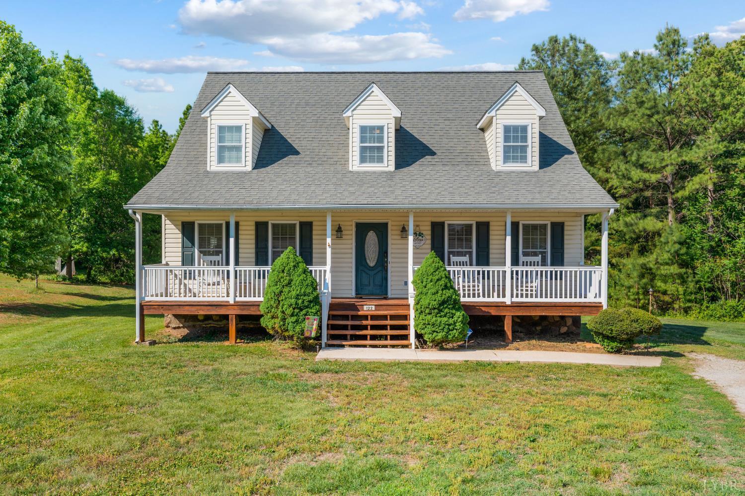 122 Majestic Circle — photo