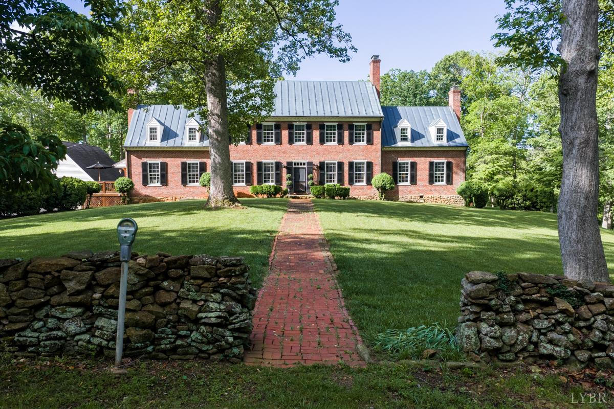 1686 Holcomb Rock Road — photo