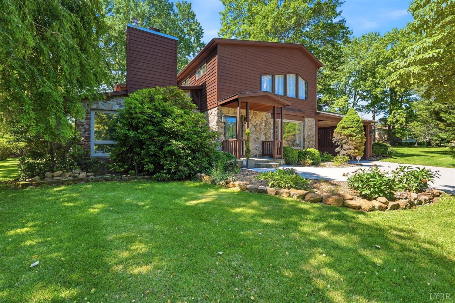 1107 Boonsboro Place — photo