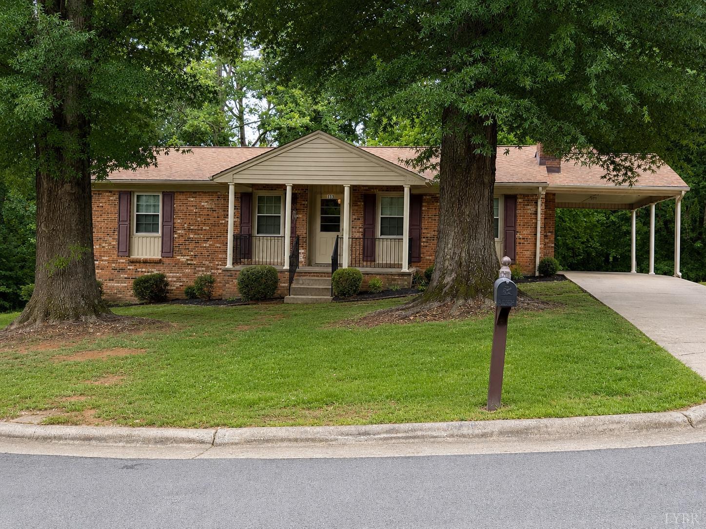 113 Rockford Pl — photo