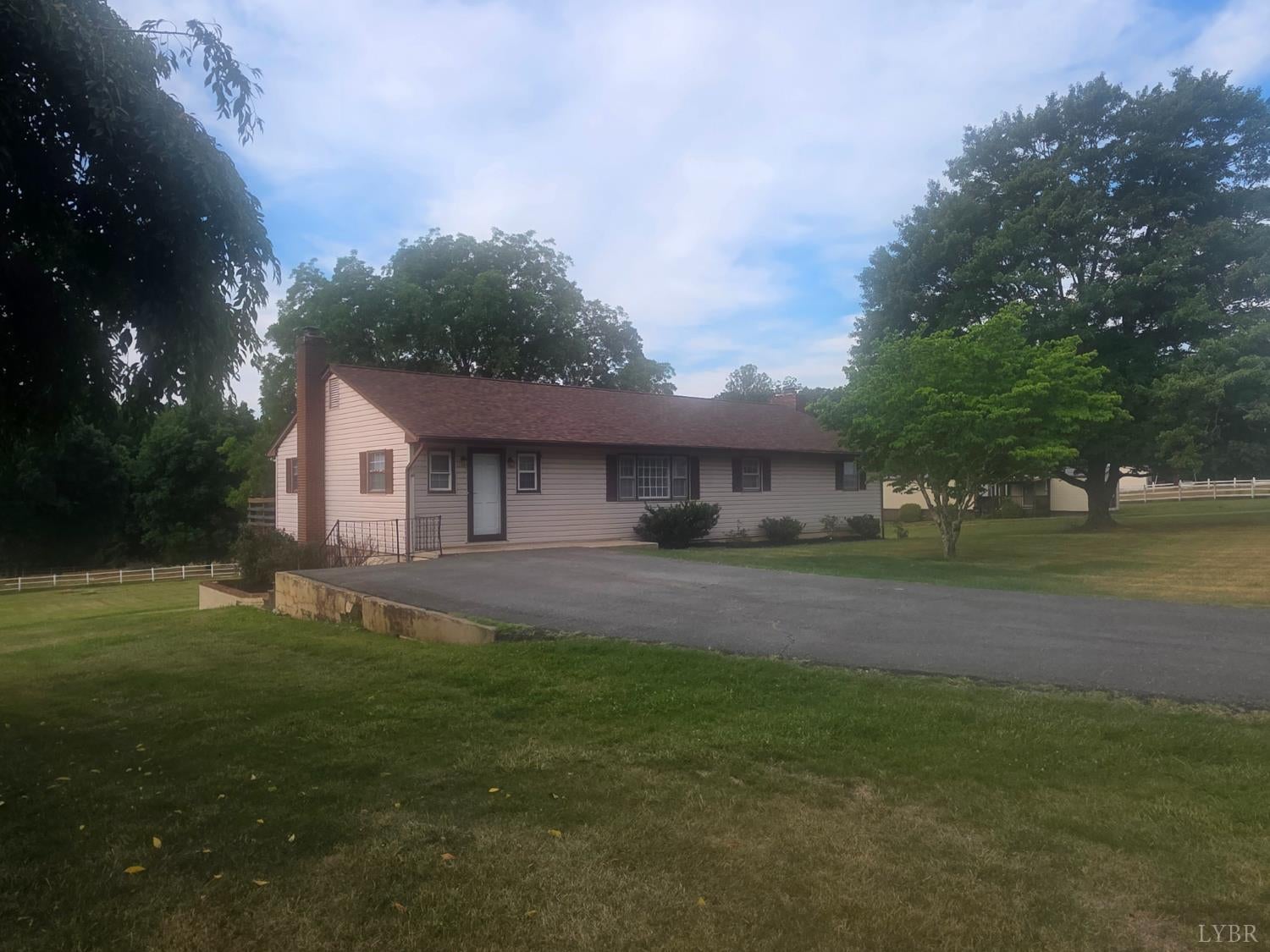 4295 Everett Road — photo