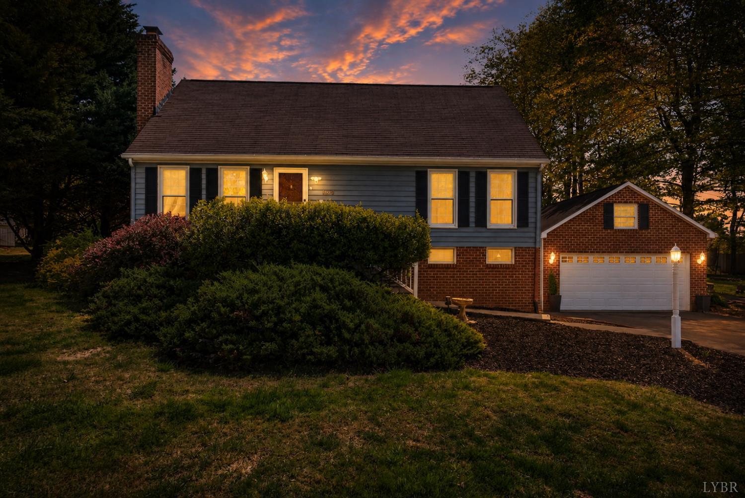 1002 Oxford Point — photo