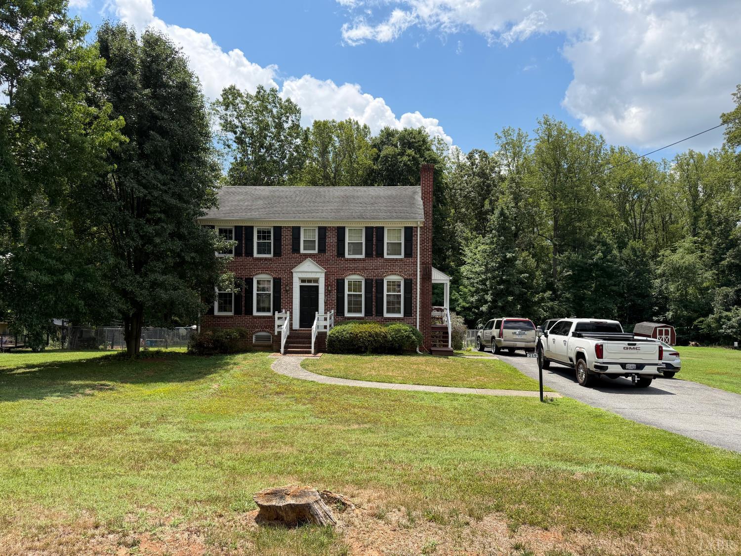 219 Shady Oak Drive — photo