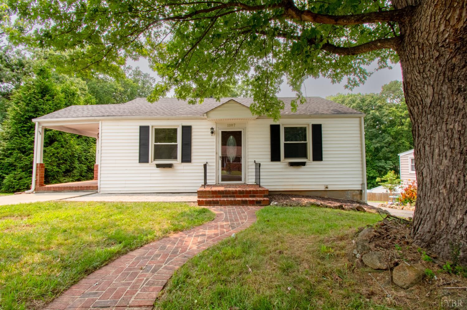 1107 Poplar Street — photo