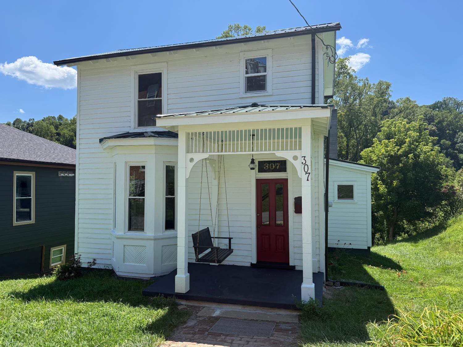 307 Blackford Street — photo