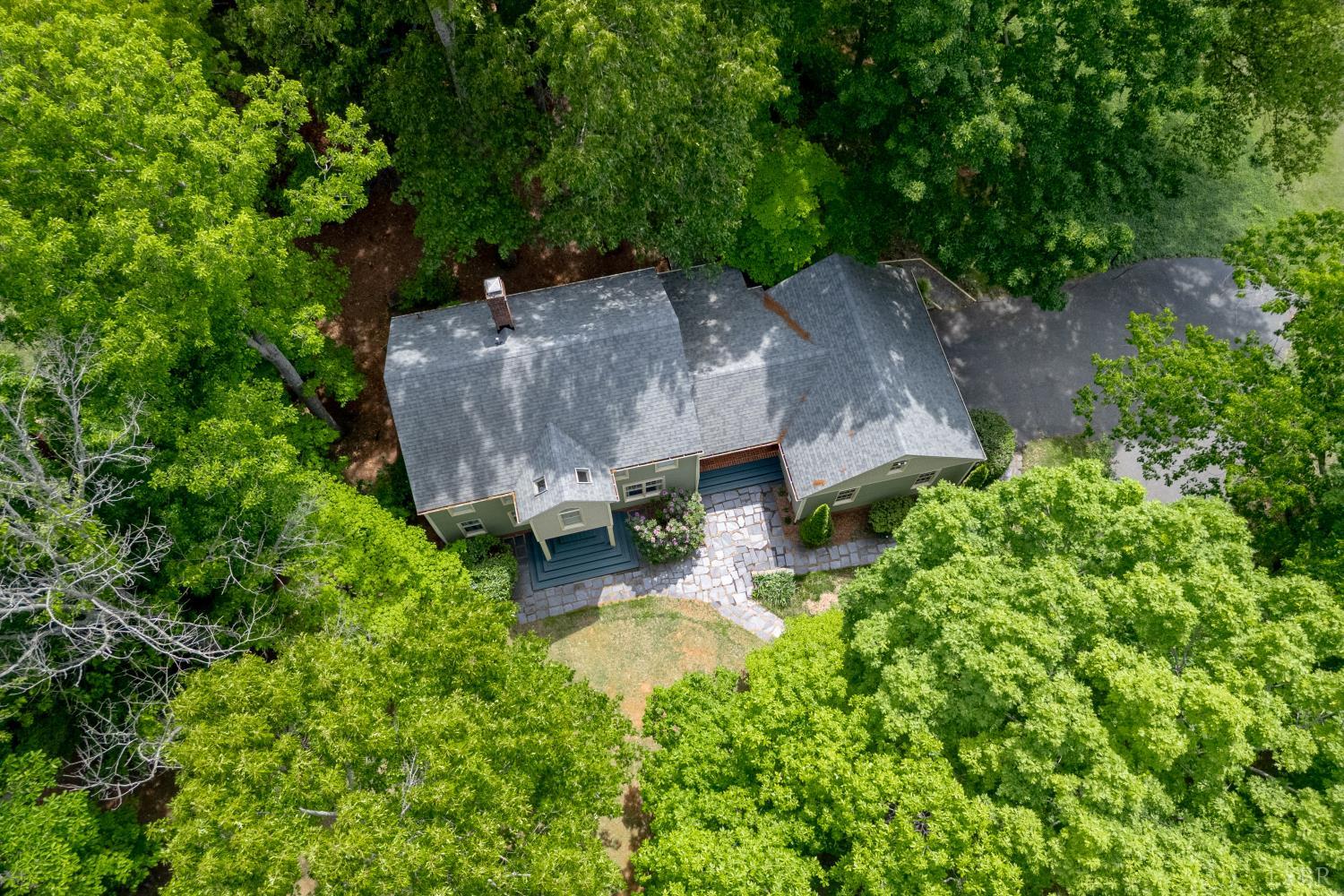 1103 Ivy Place — photo