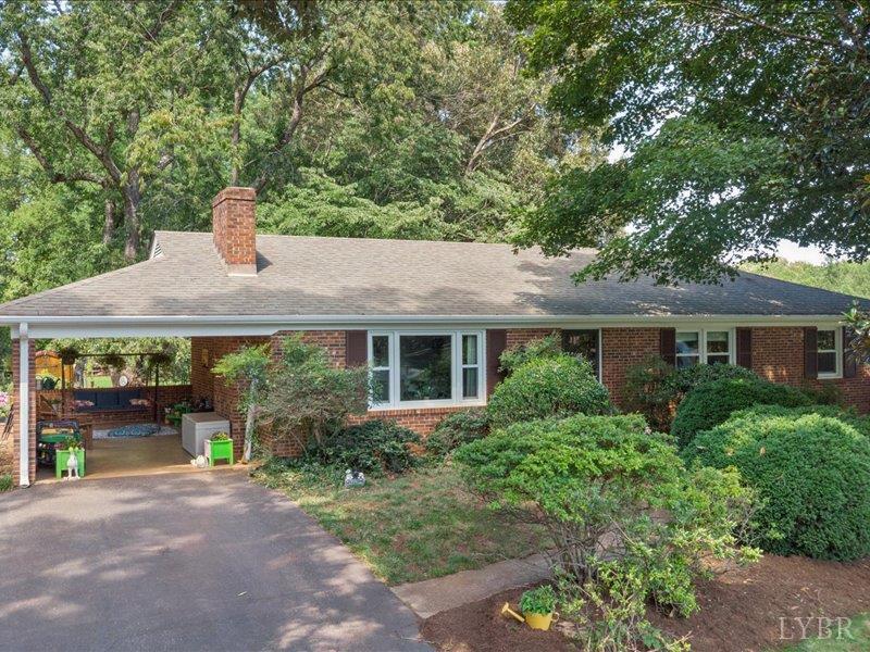 268 Winding Way Road — photo