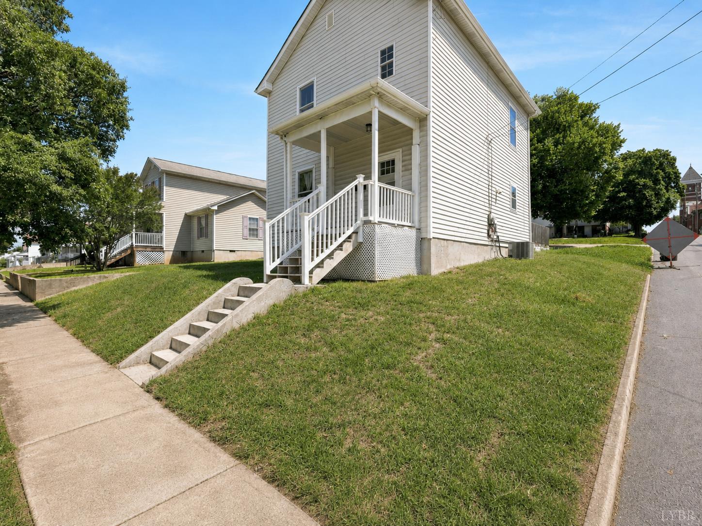1022 Pierce Street — photo