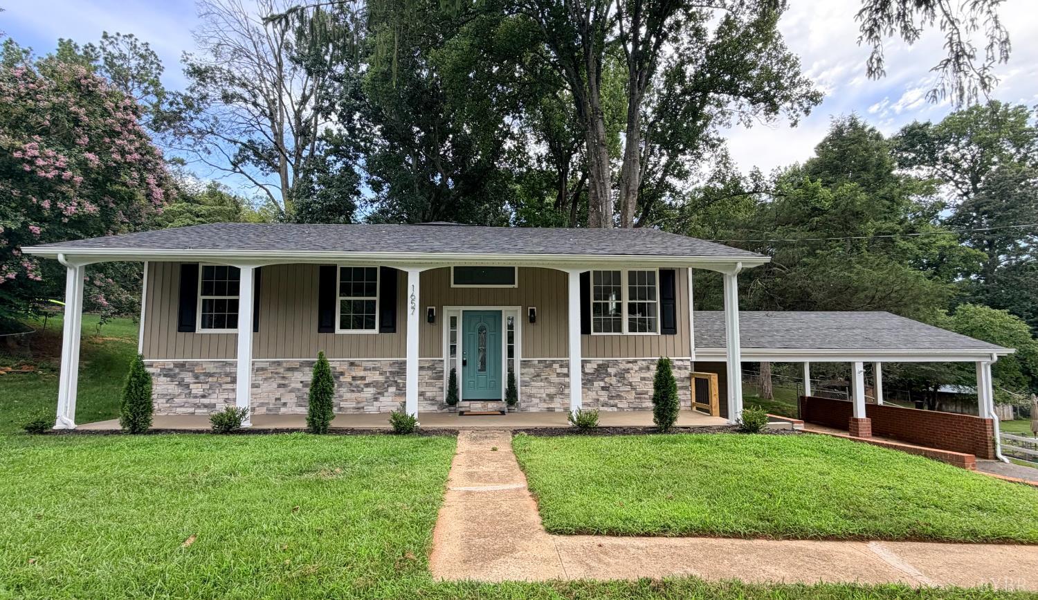 1657 Rainbow Forest Dr. — photo