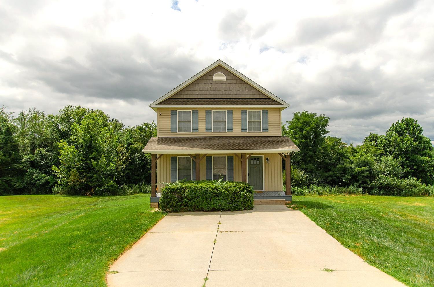 133 Bennett Dr — photo