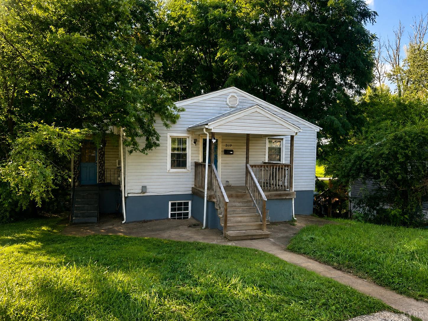 2119 Craig Street — photo