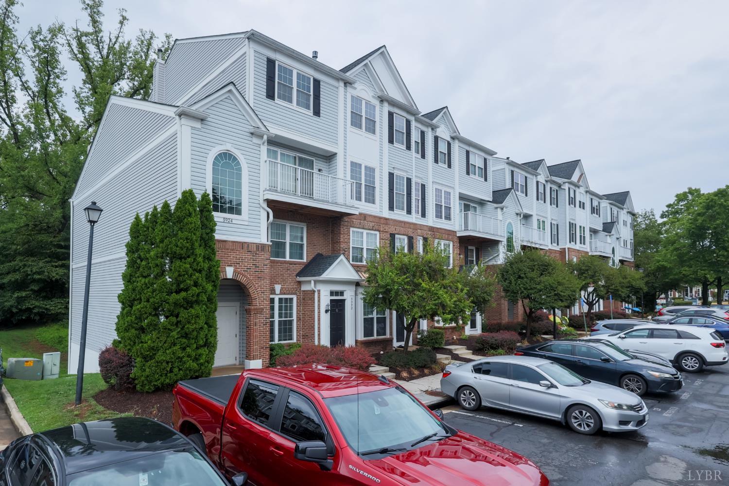 5924 Terrapin Place 301 — photo