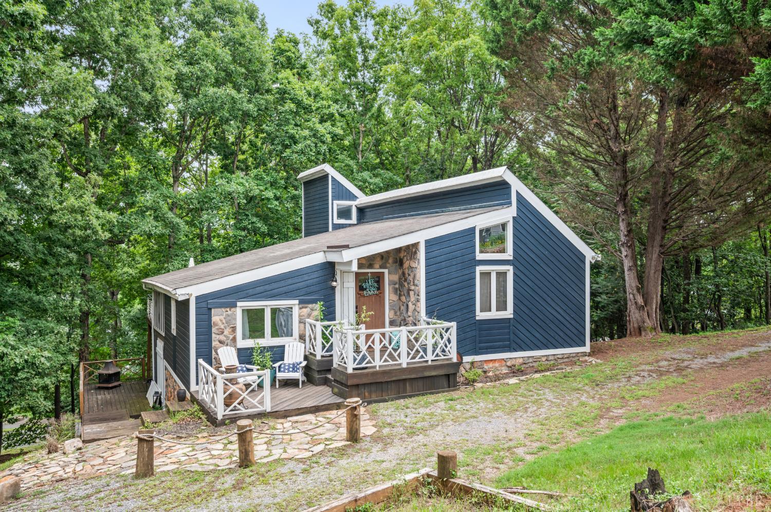 3750 Hales Ford Road — photo