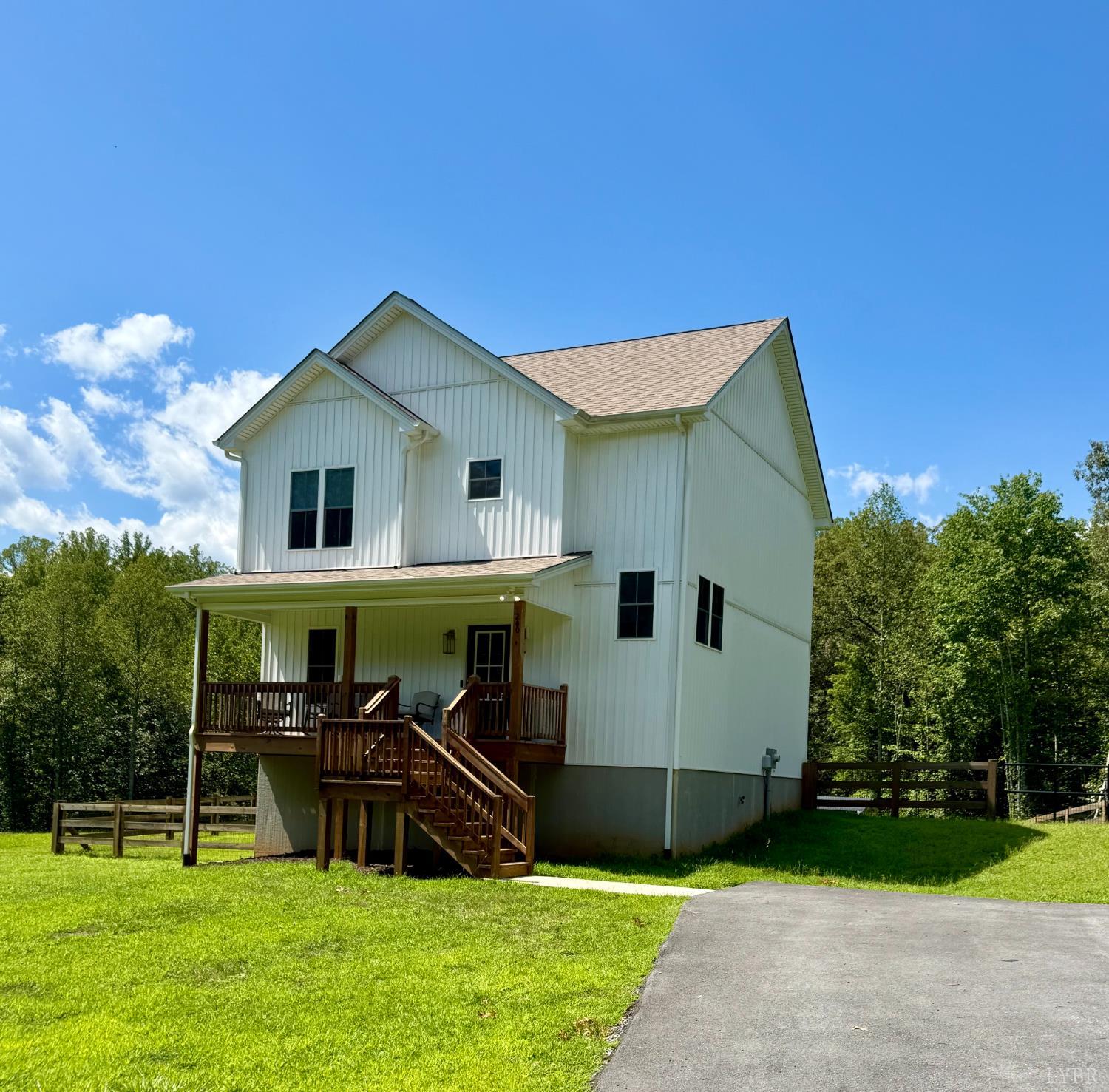 240 Ned Brown Road — photo