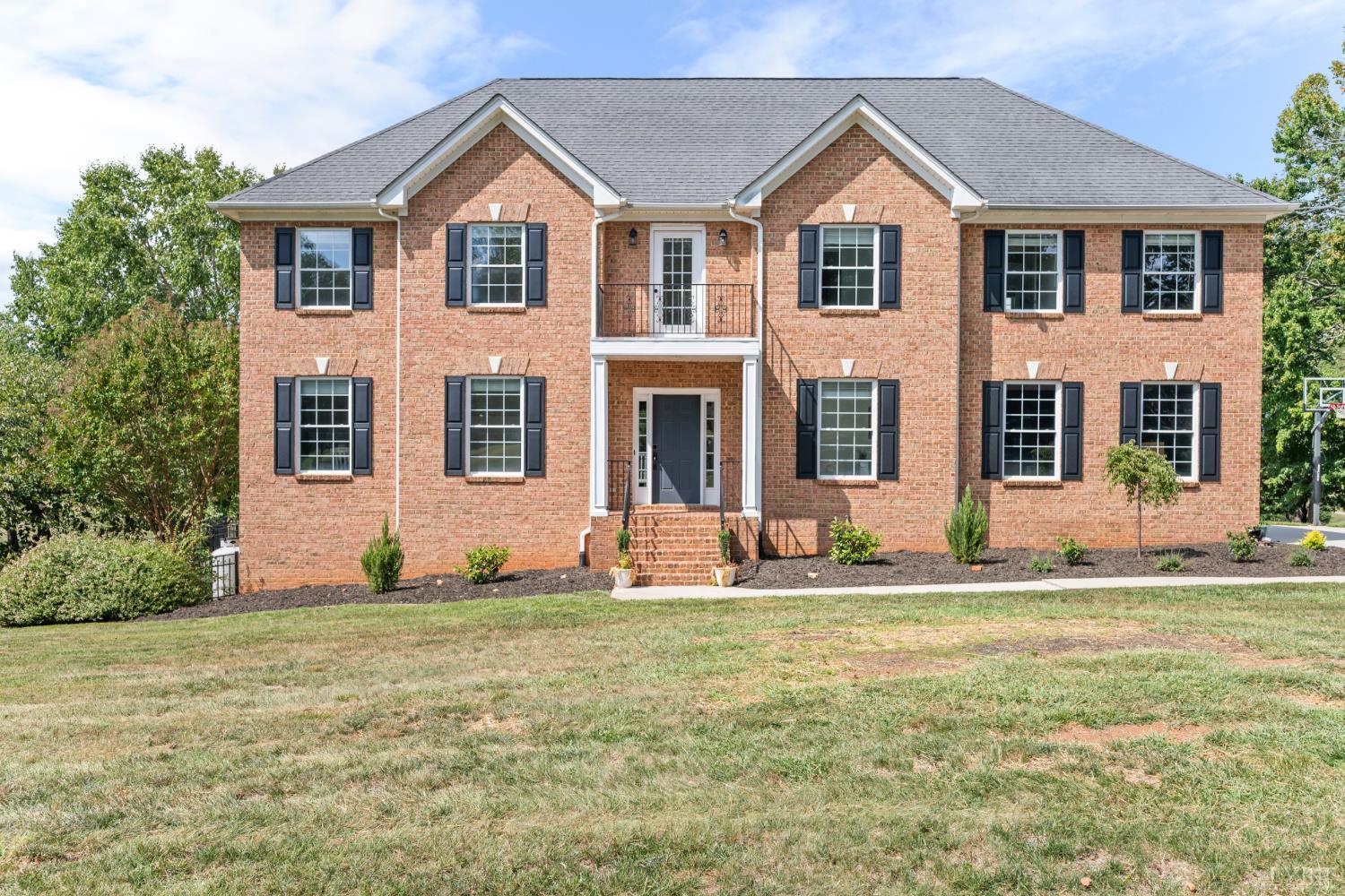 1039 Ashburn Drive — photo