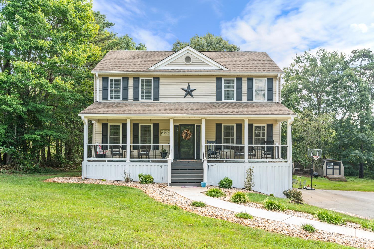 511 Woodland Drive — photo