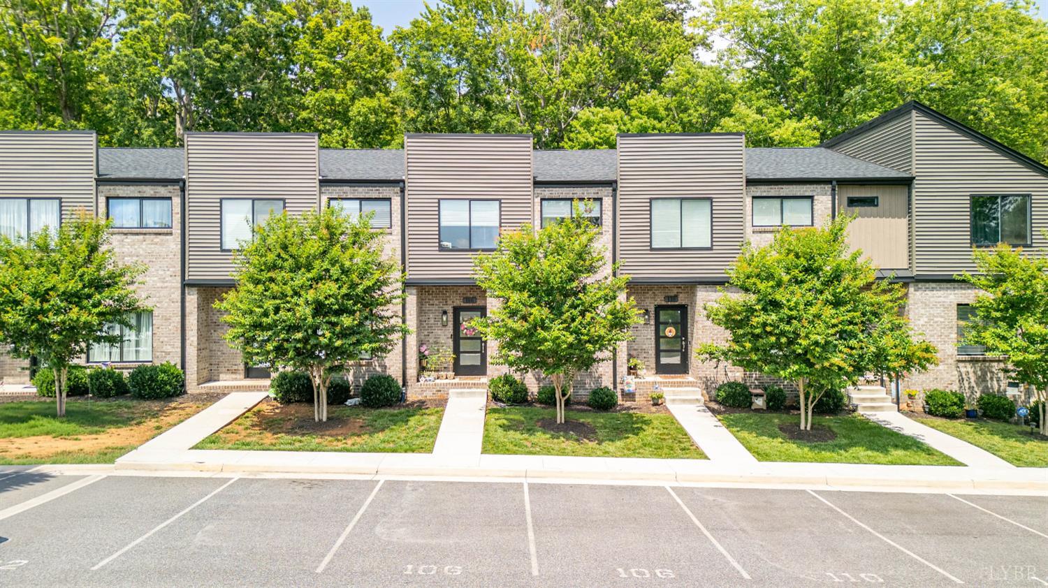 106 Zentry Place — photo