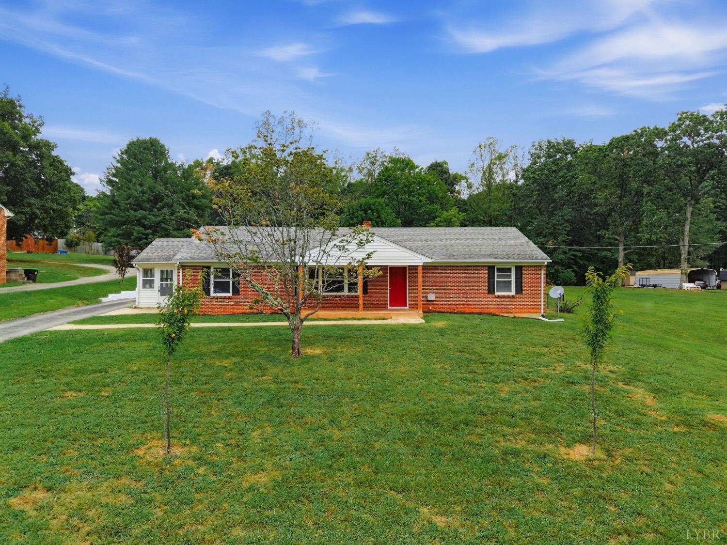161 Daniels Drive — photo