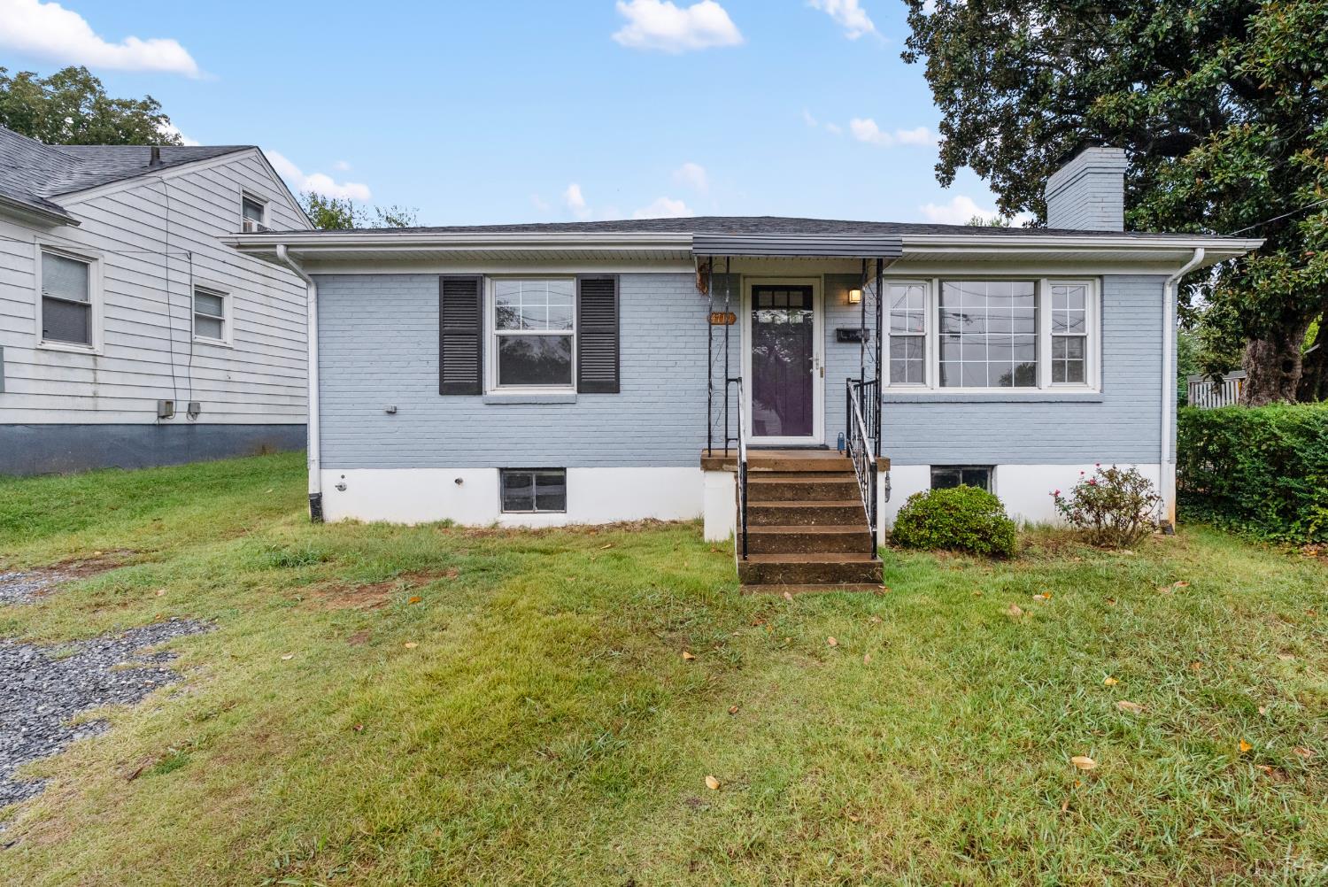 4719 Oxford Street — photo