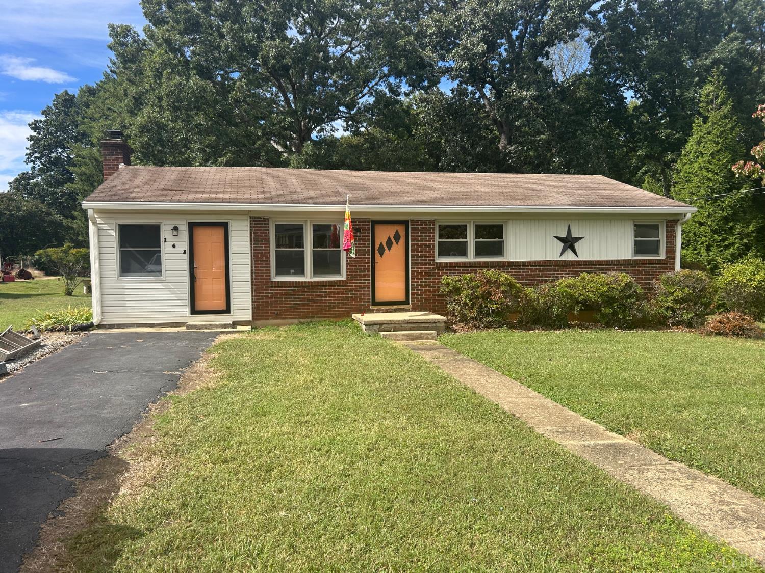 162 Woodland Drive — photo