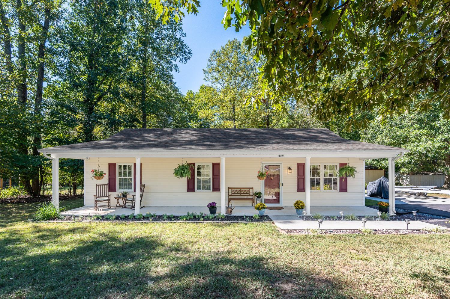 179 Todd Lane — photo