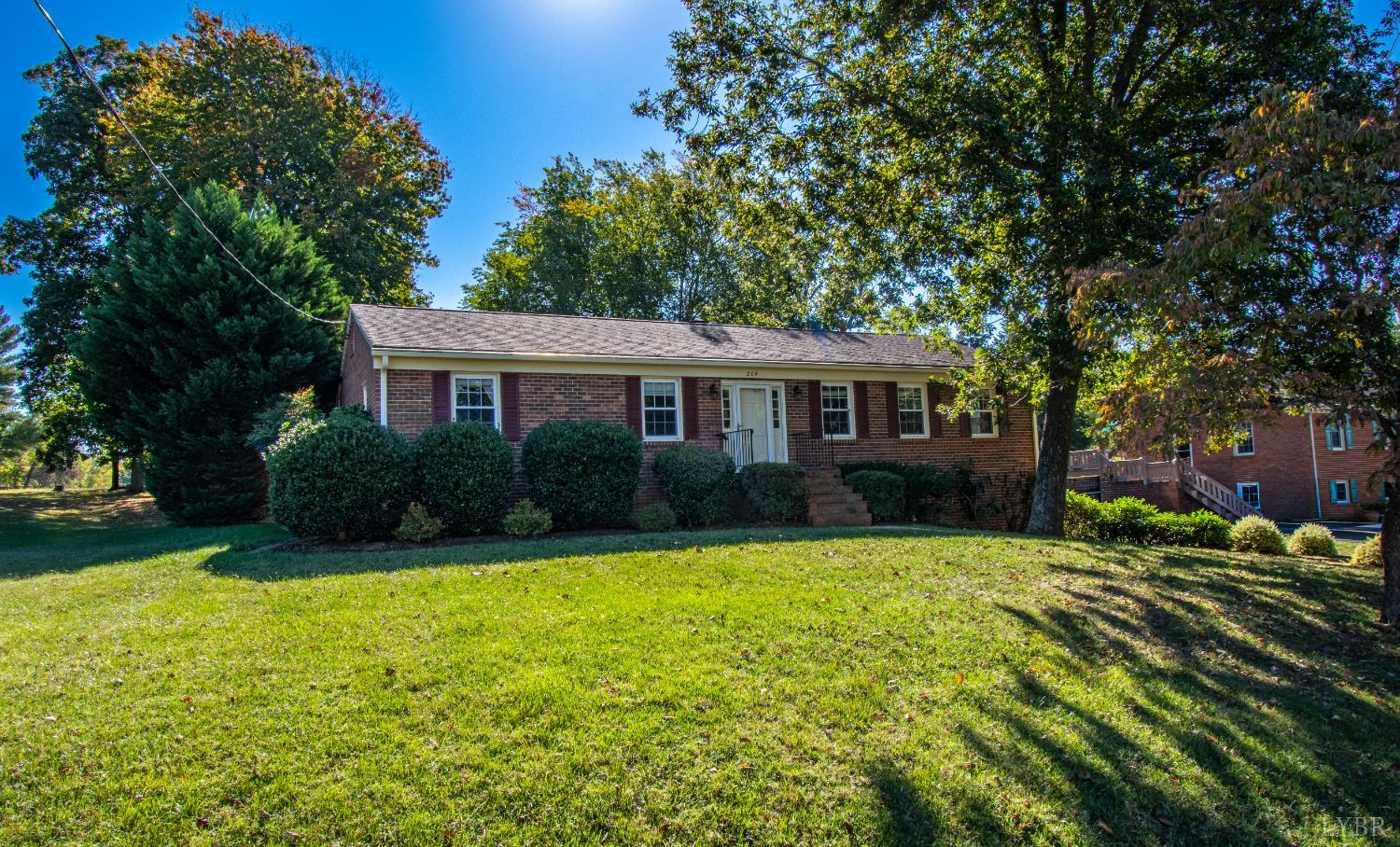 204 Hook Drive — photo