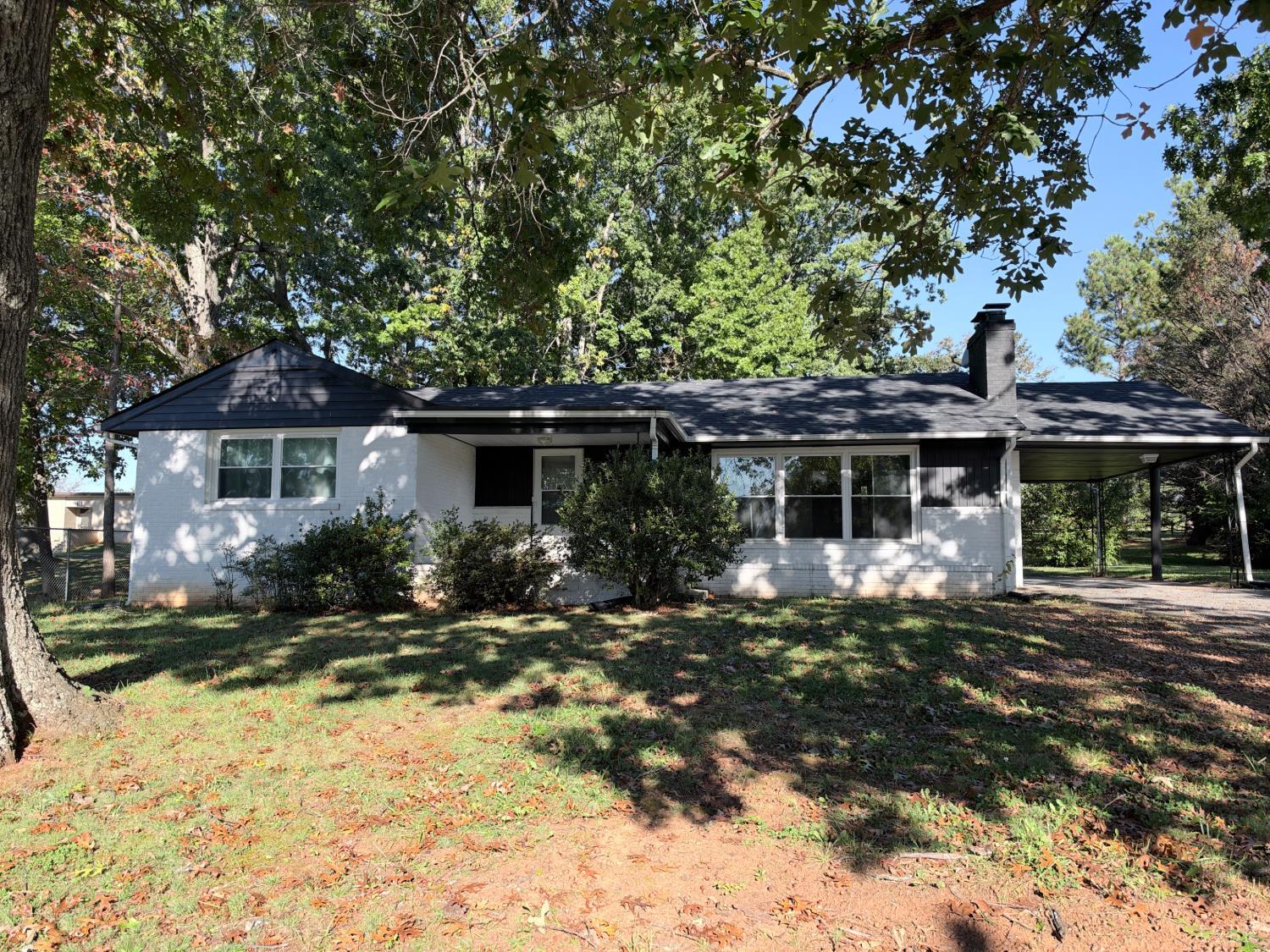 565 Ferguson Street — photo