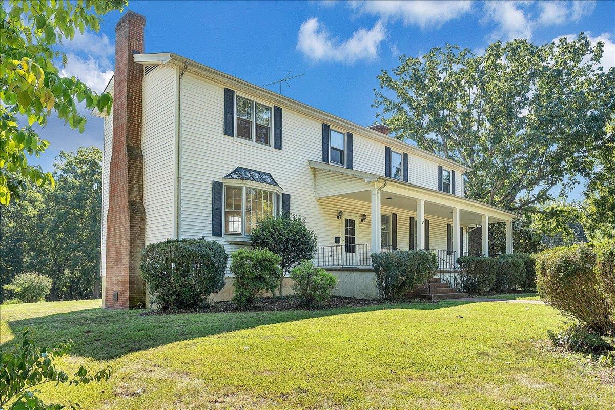 1426 Redfields, Appomattox, VA 24522 — photo 3