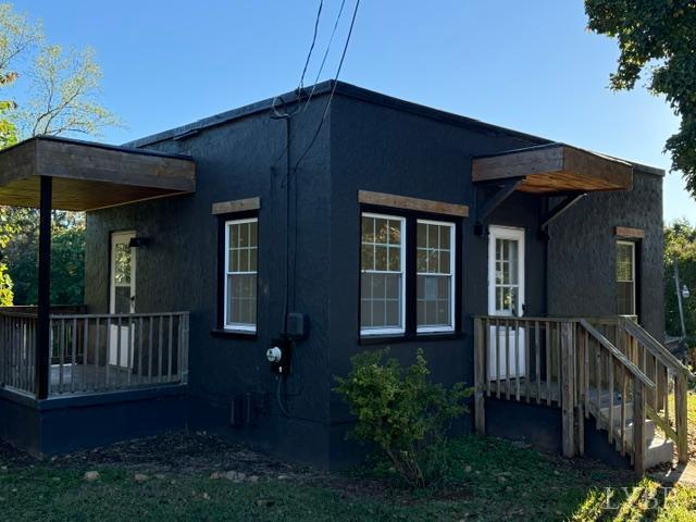 215 Sunset Drive — photo