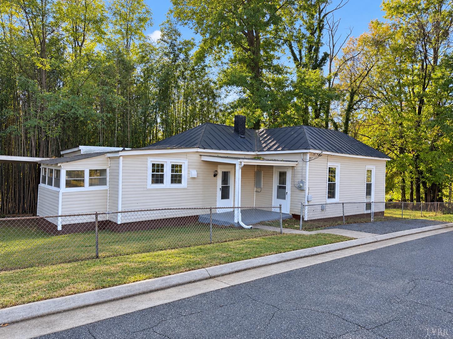 311 Bay Street, Lynchburg, VA 24501 | Realty.com