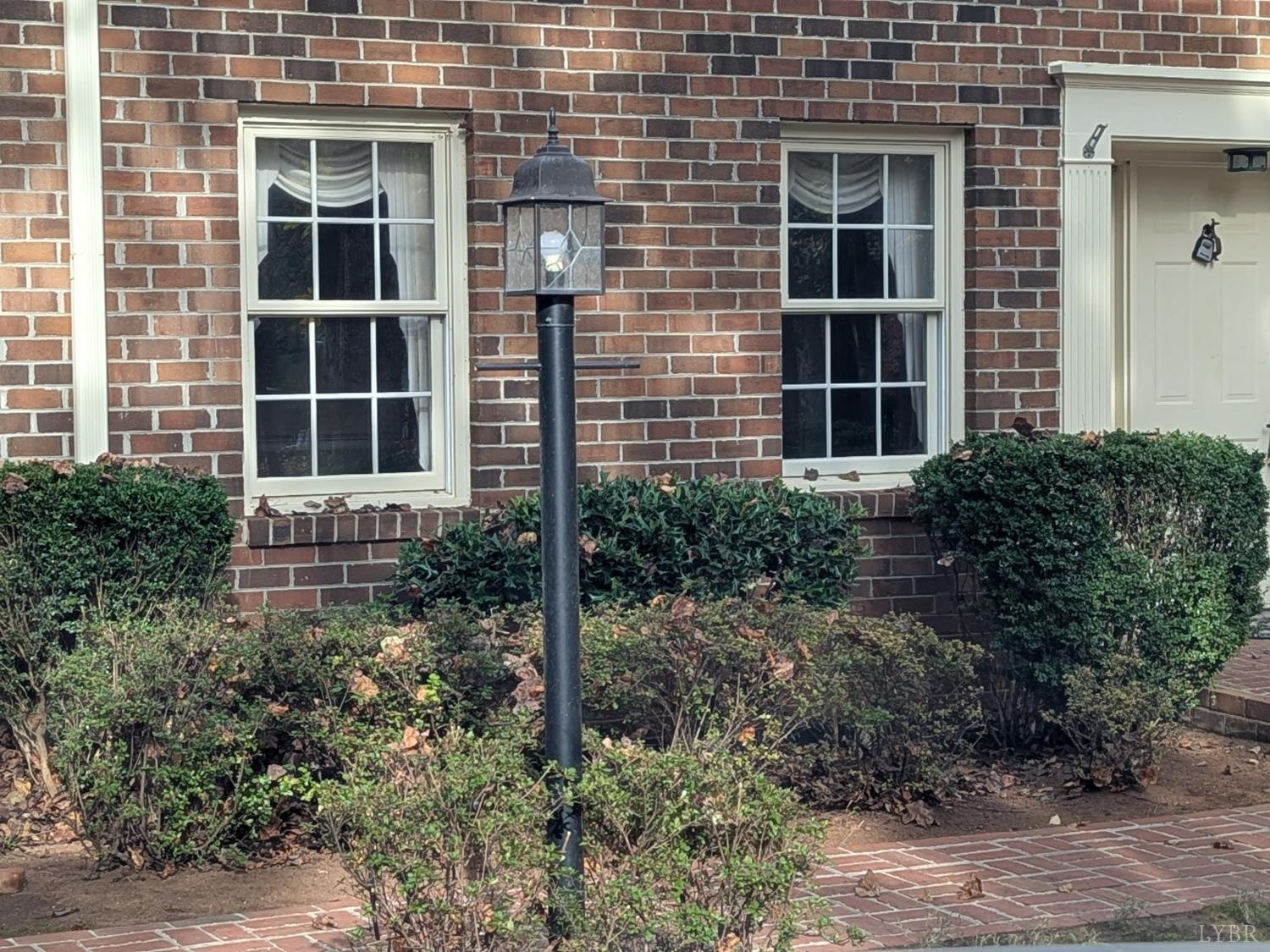 121 Twin Creek Terrace — photo