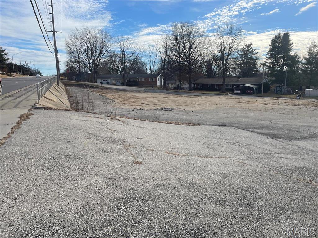 810 E Highway 72 — photo