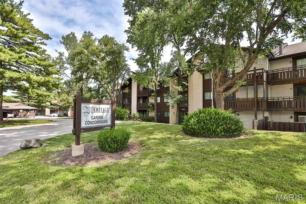 1380 Heritage Landing 206 — photo