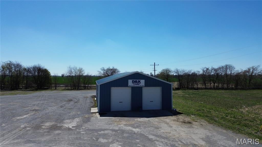 2751 E Marshall St — photo