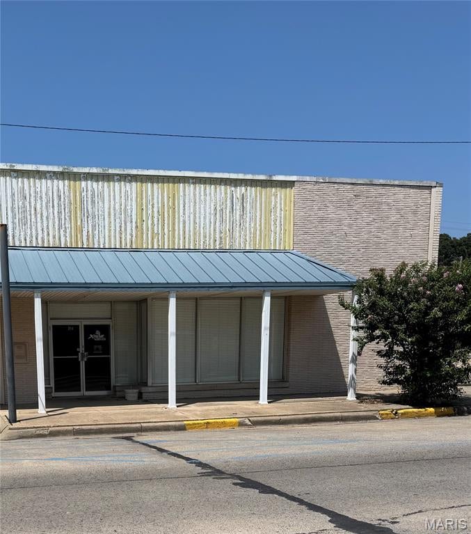 314 E Main Street — photo