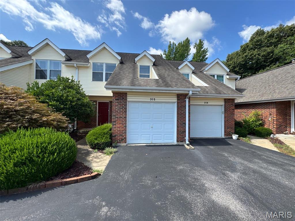 312 Crown Colony Court F — photo
